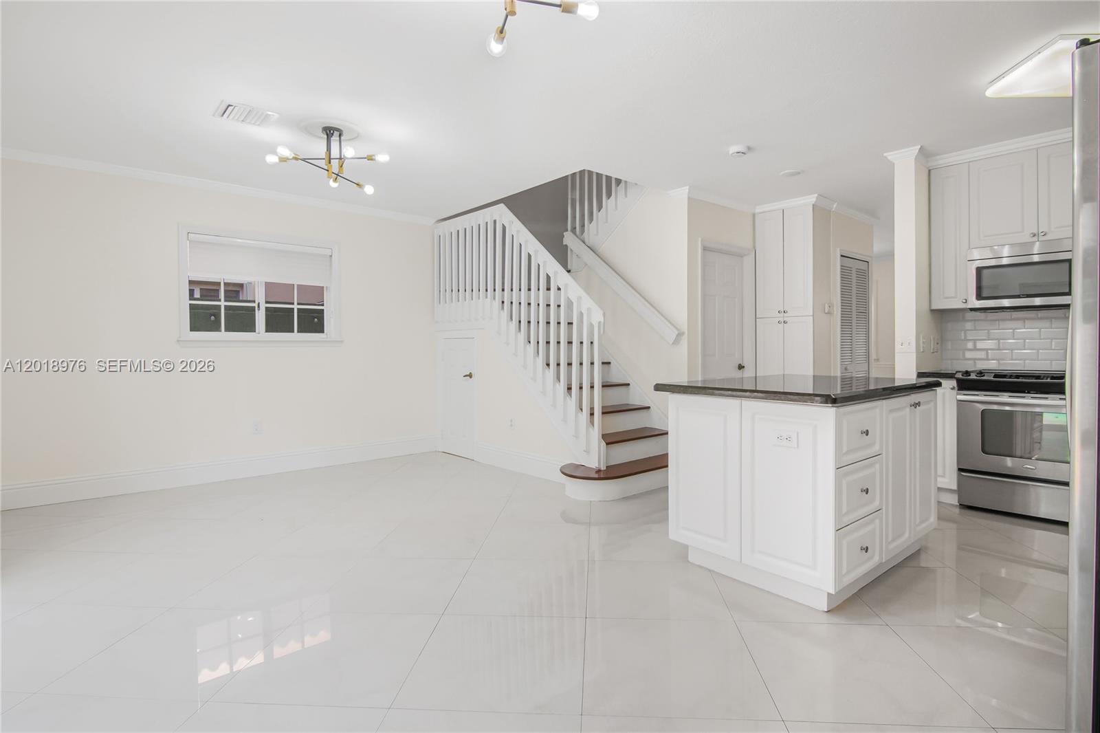 7773 Southwest 94th Lane Miami, FL 33156 - Photo 14 of 35 Photo 14