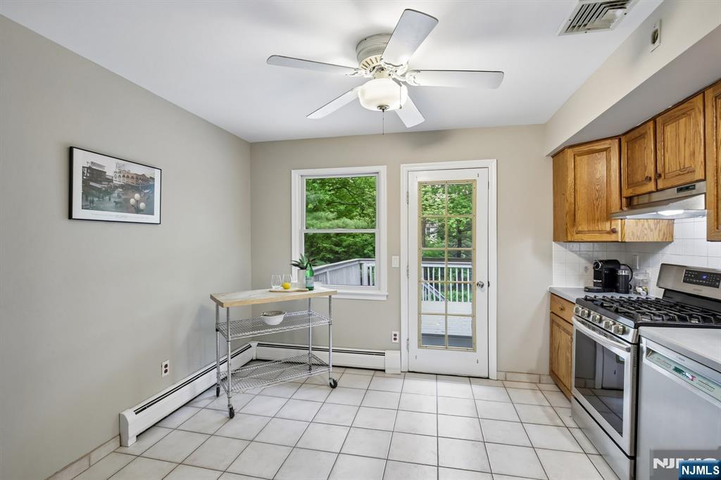 32 Addison Place Ramsey, NJ 07446 - Photo 11 of 31