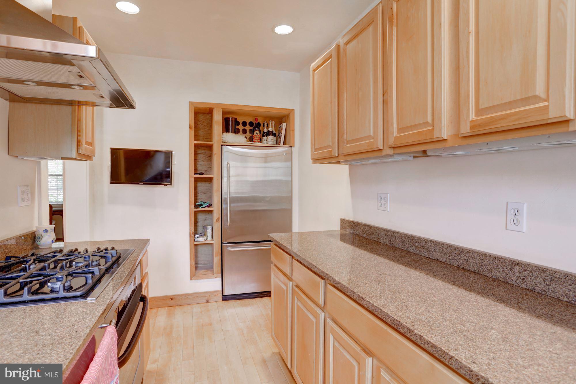 4478 Reservoir Road Northwest Washington, DC 20007 - Photo 11 of 30 Gallery Image 11