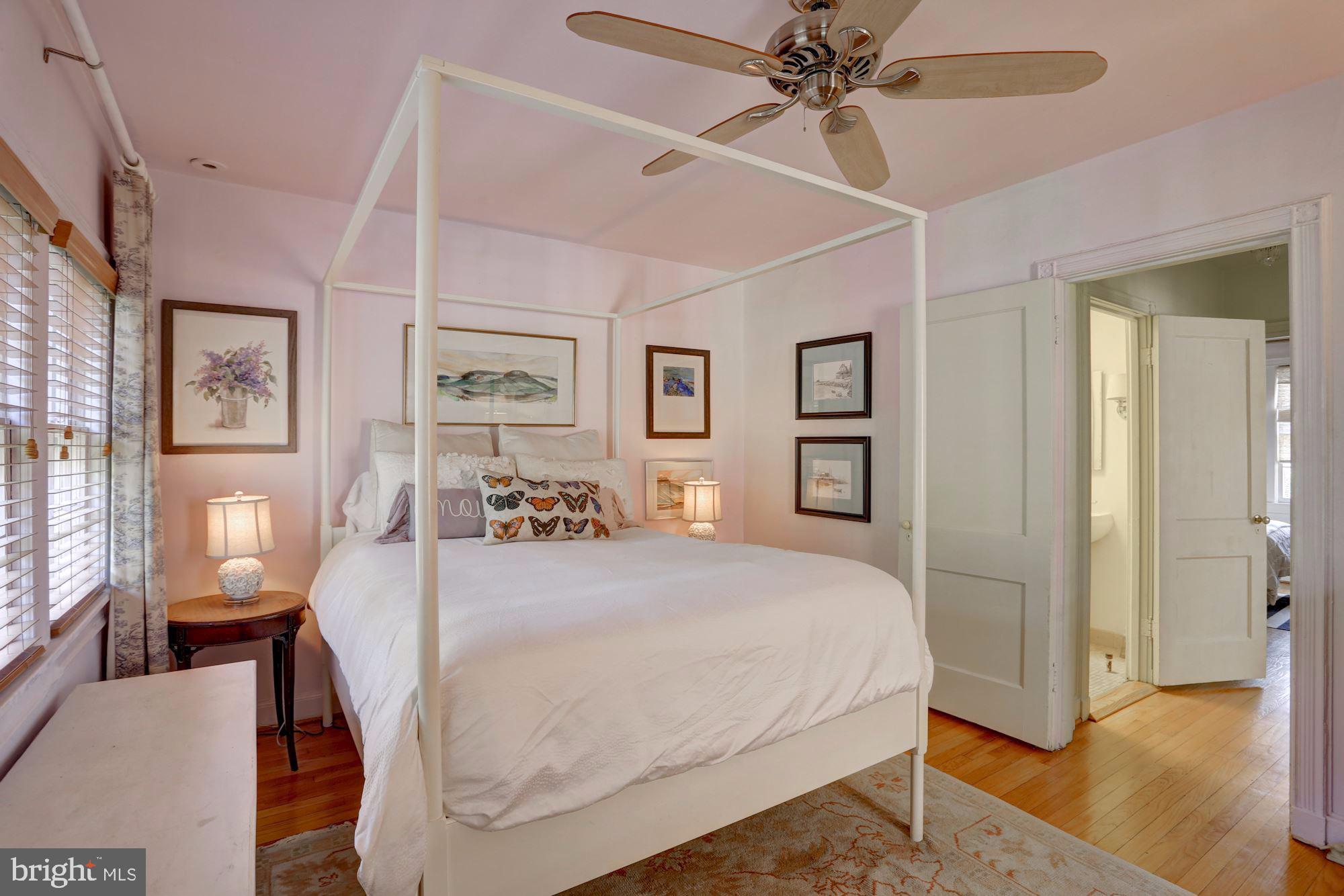 4478 Reservoir Road Northwest Washington, DC 20007 - Photo 13 of 30 Gallery Image 13