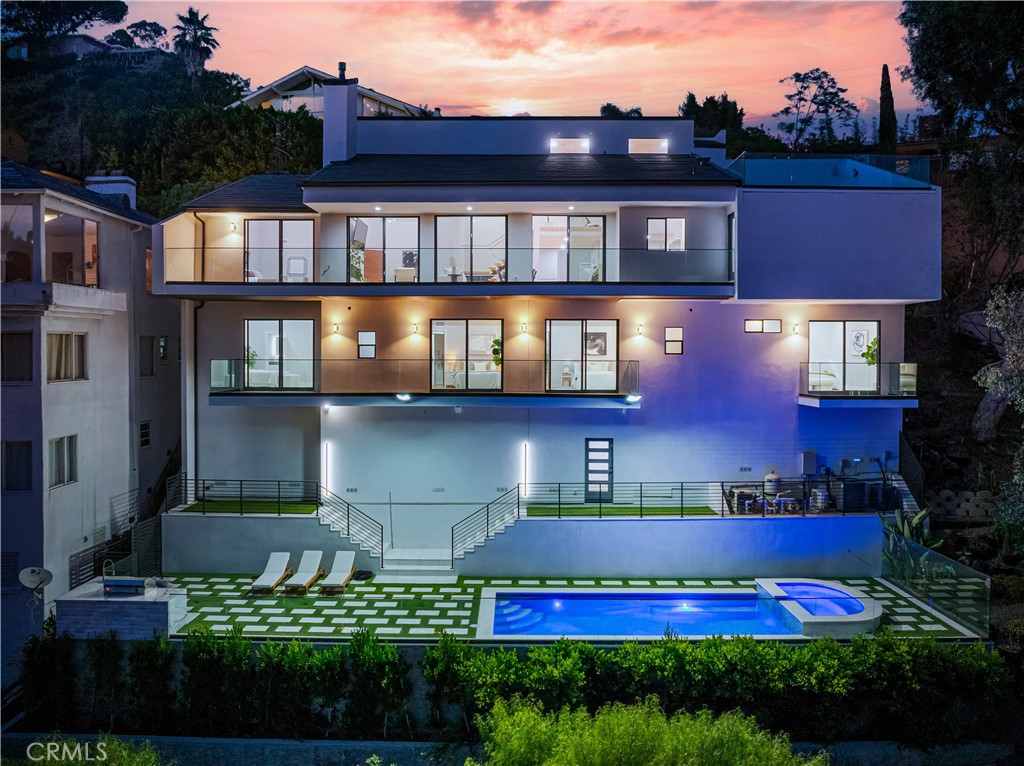 8566 Hollywood Boulevard Los Angeles, CA 90069 - Photo 1 of 41