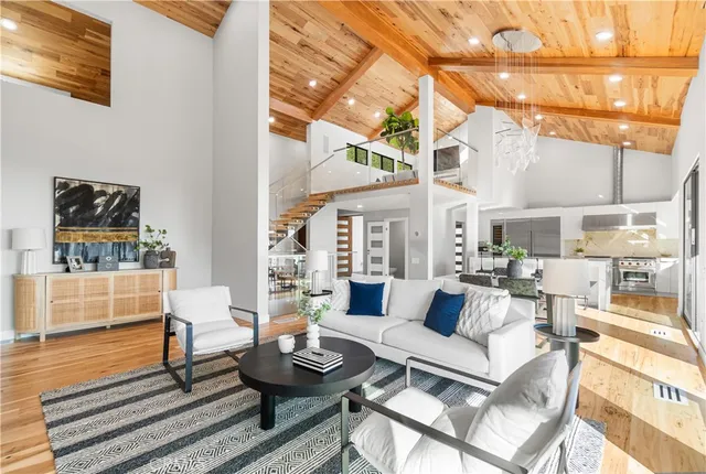 $6,999,000 | 8566 Hollywood Boulevard, Los Angeles, CA 90069