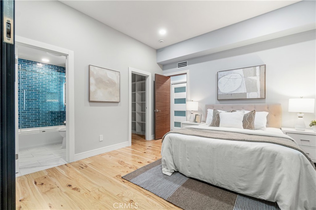 8566 Hollywood Boulevard Los Angeles, CA 90069 - Photo 29 of 41