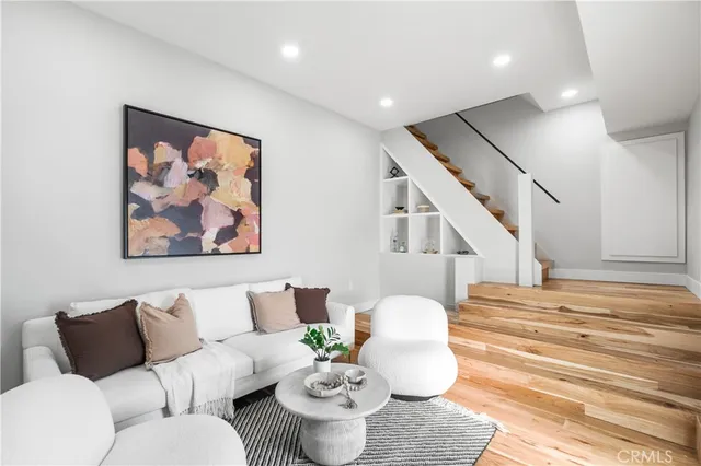 $6,999,000 | 8566 Hollywood Boulevard, Los Angeles, CA 90069