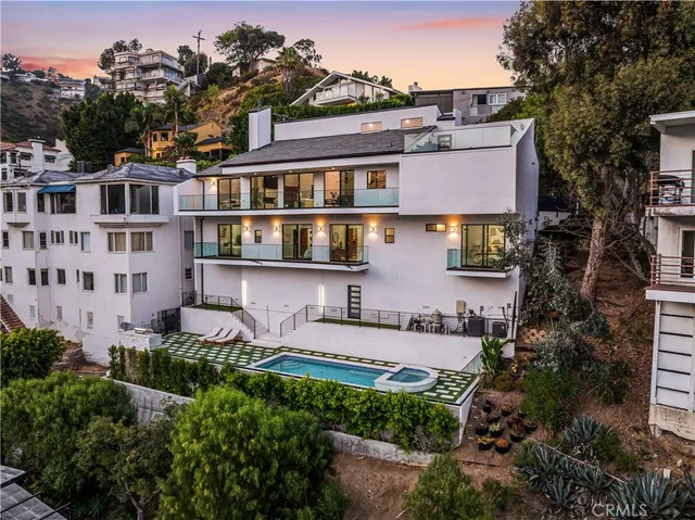 $6,999,000 | 8566 Hollywood Boulevard, Los Angeles, CA 90069