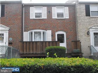 1341 Harshaw Road Brookhaven, PA 19015 - Photo 1 of 8 Deck