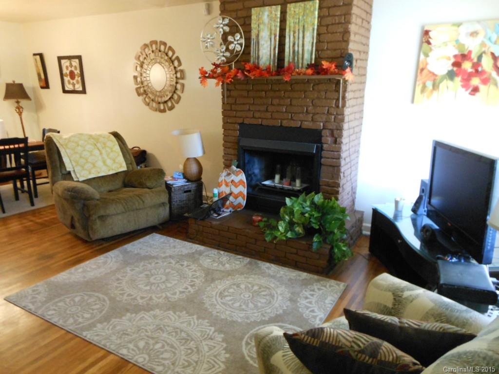 4507 North Sharon Amity Road Charlotte, NC 28205 - Photo 3 of 11