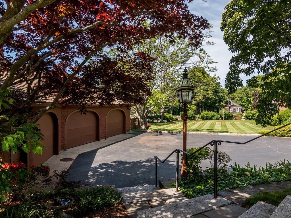 41 Adams Hill Road Gloucester, MA 01930 - Photo 3 of 37