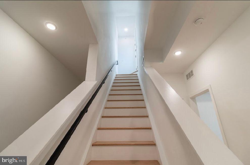 2137 East Firth Street, Unit 3 Philadelphia, PA 19125 - Photo 19 of 21