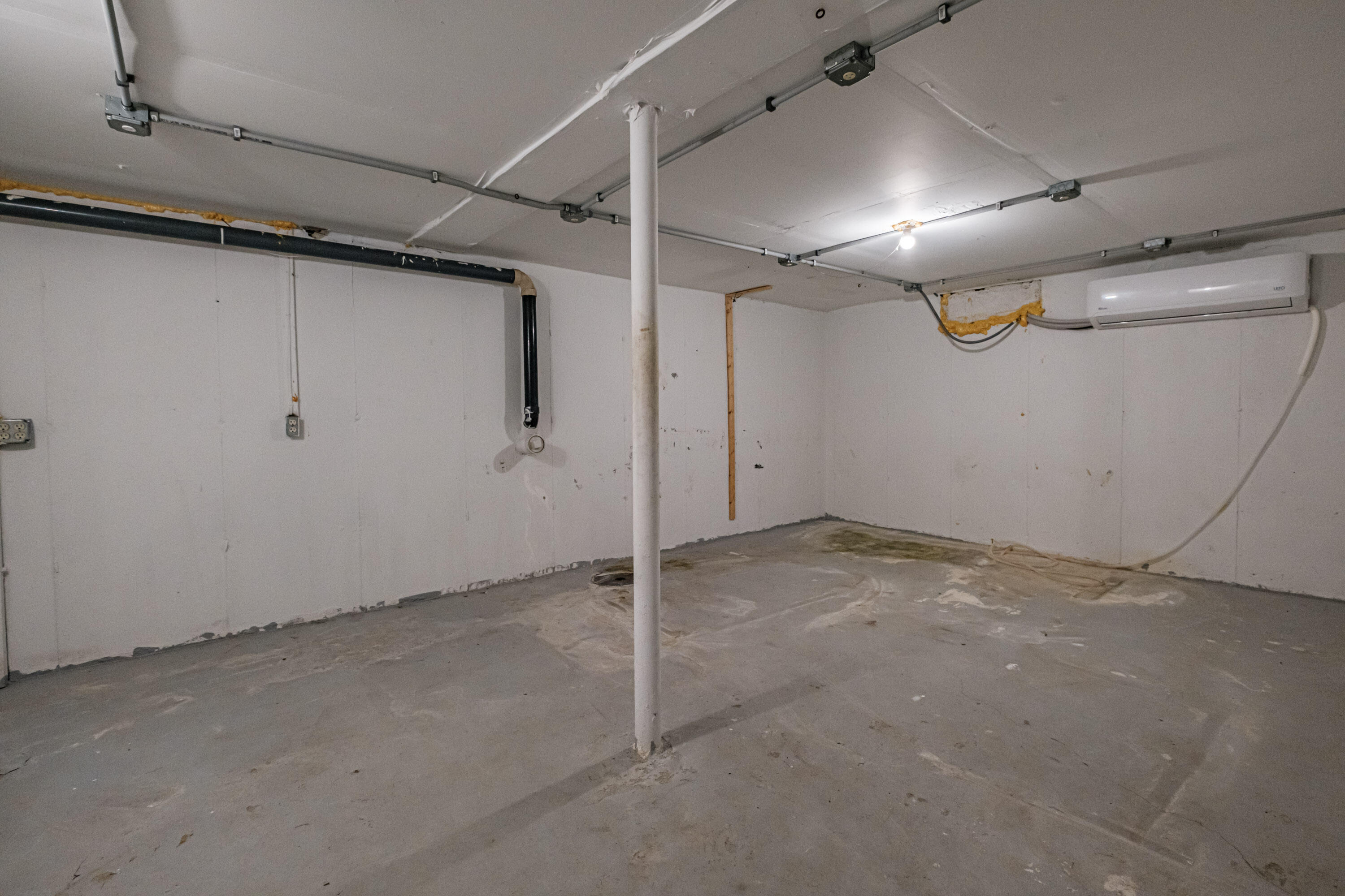 481 Webbs Mills Road Raymond, ME 04071 - Photo 32 of 35 20250905gp-65064