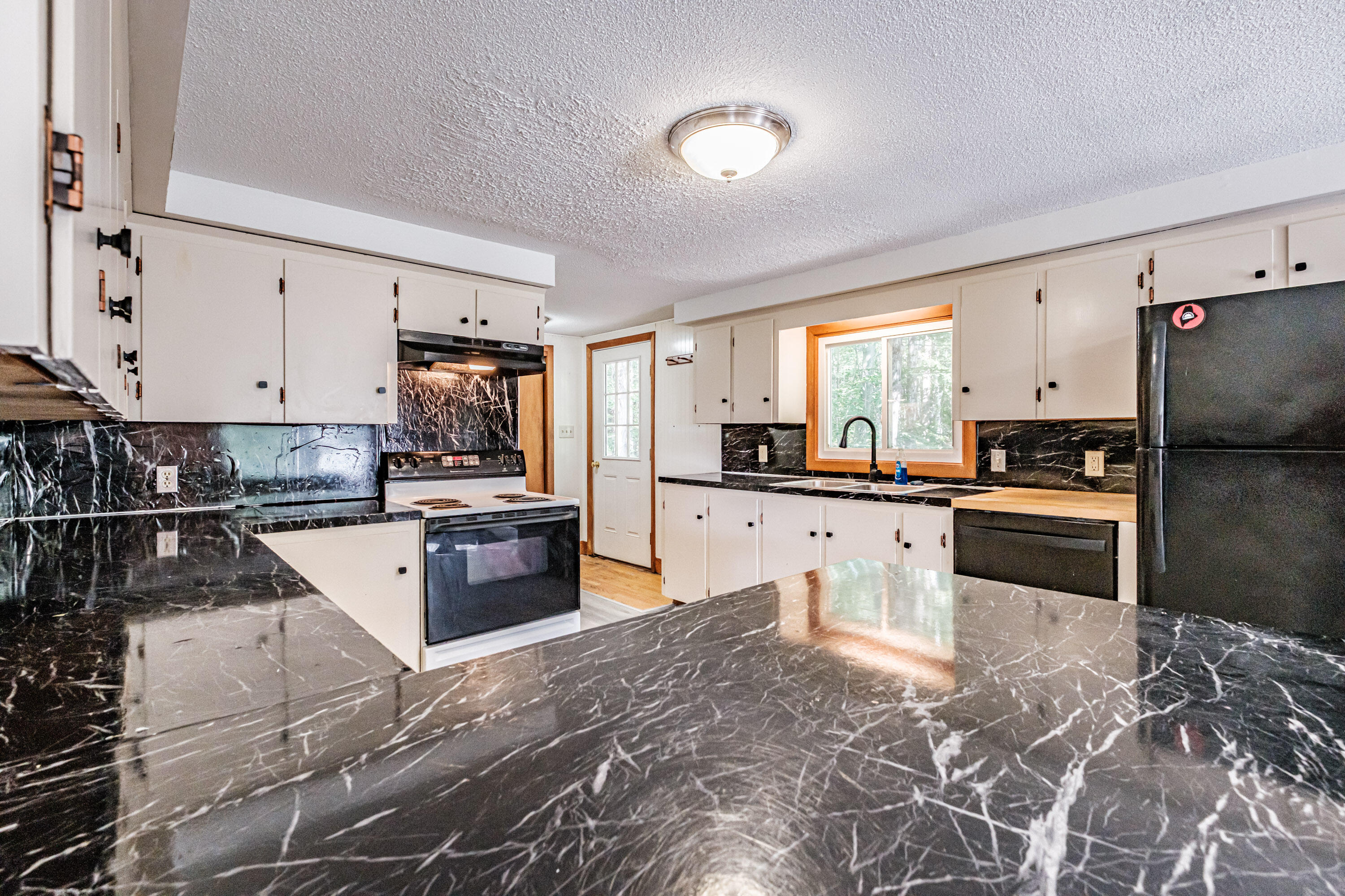 481 Webbs Mills Road Raymond, ME 04071 - Photo 10 of 35 20250905gp-65033