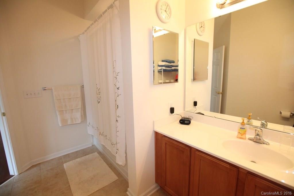 806 Ledgestone Court, Unit 806 Tega Cay, SC 29708 - Photo 14 of 18 Gallery Image 14
