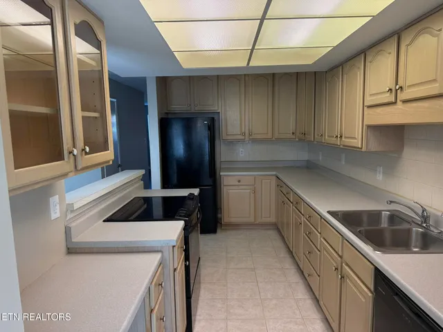 $290,000 | 7914 Gleason Drive, Unit 1150, Knoxville, TN 37919