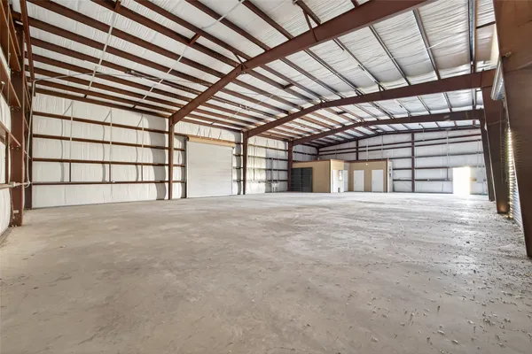 $4,000 | 5901 Cr-675, Unit B, Rosharon, TX 77583
