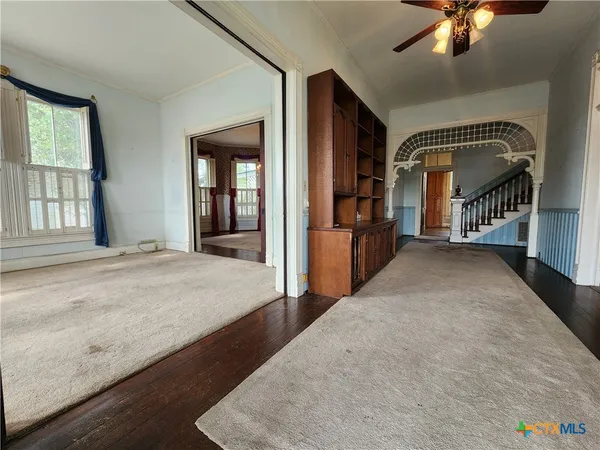 $349,900 | 408 East Prairie Street, Cuero, TX 77954