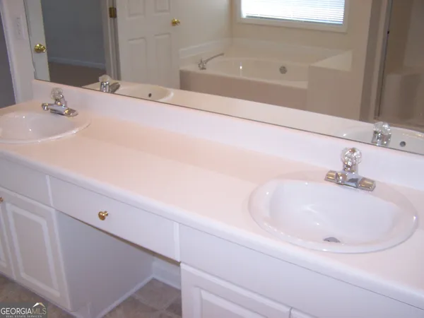 $2,450 | 510 Montrachet Court, Lawrenceville, GA 30043