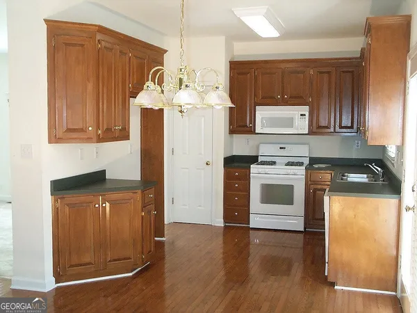 $2,450 | 510 Montrachet Court, Lawrenceville, GA 30043