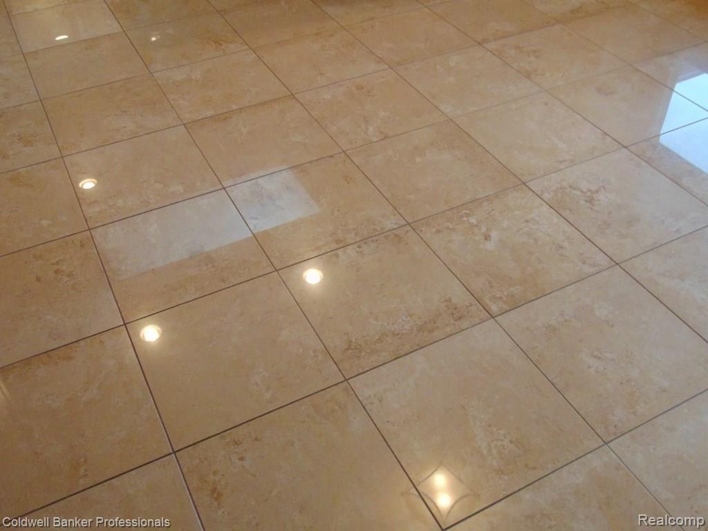 21237 Parklane Road Farmington Hills, MI 48335 - Photo 47 of 56