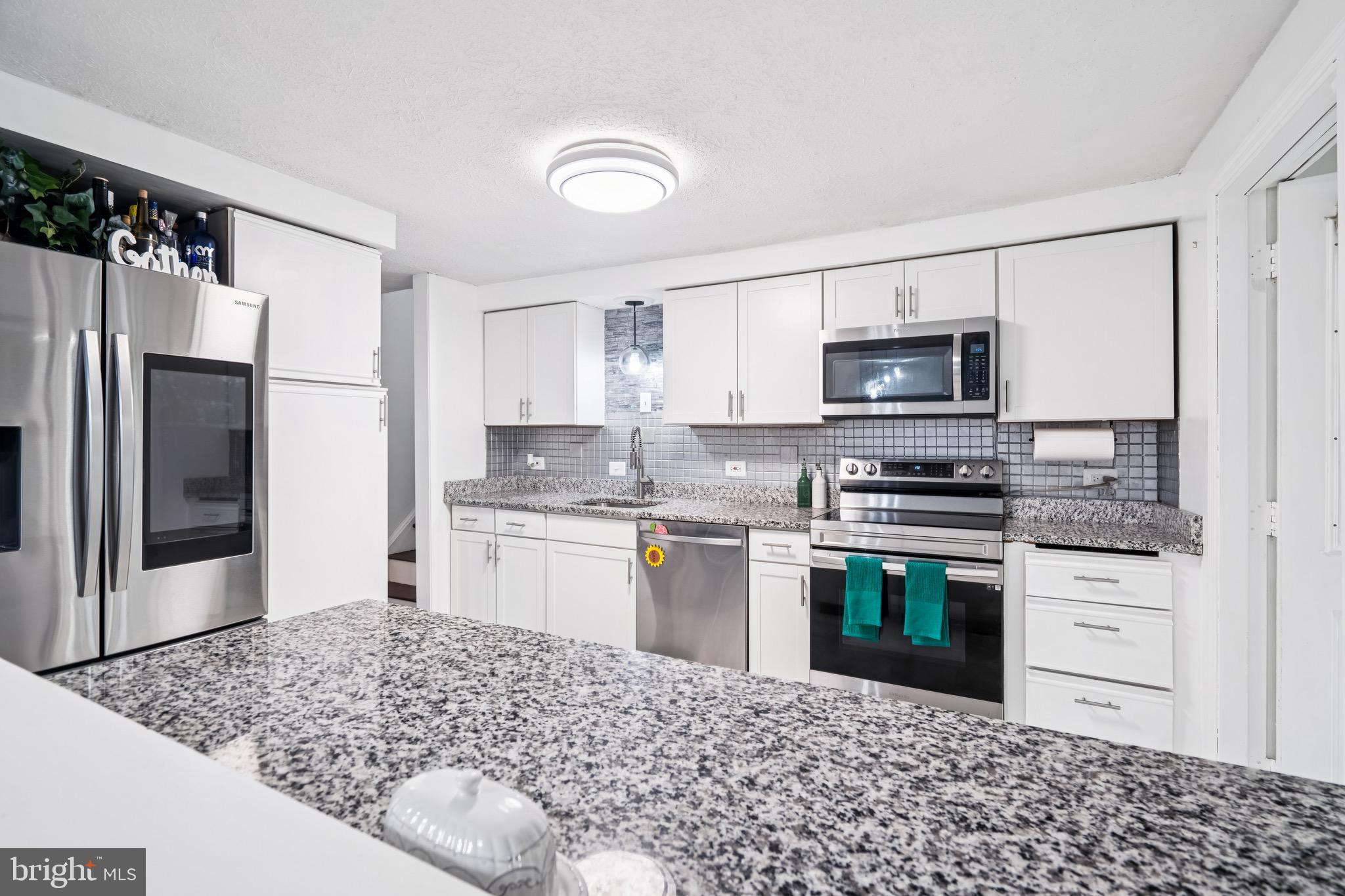 10308 Bald Hill Road Bowie, MD 20721 - Photo 9 of 32