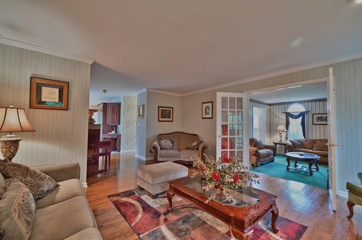 5542 Bridle Road Stroudsburg, PA 18360 - Photo 21 of 114 French Doors