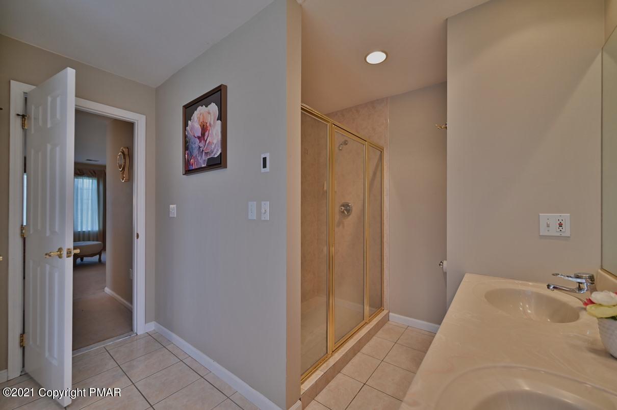 5542 Bridle Road Stroudsburg, PA 18360 - Photo 71 of 114 Custom Tile & Glass Shower