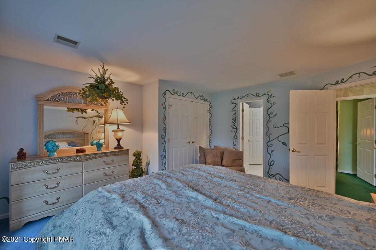 5542 Bridle Road Stroudsburg, PA 18360 - Photo 84 of 114 Bedroom 3
