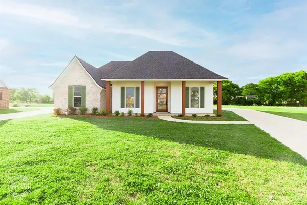 $345,000 | 321 Newport Lane, Benton, LA 71006