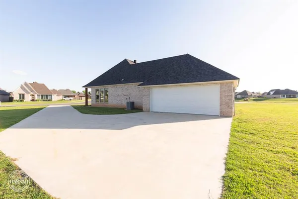 $345,000 | 321 Newport Lane, Benton, LA 71006