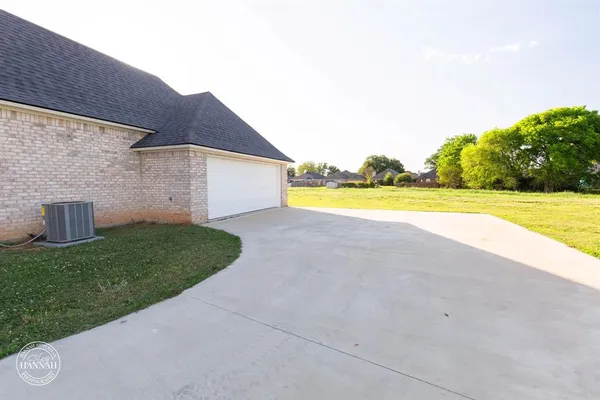 $345,000 | 321 Newport Lane, Benton, LA 71006