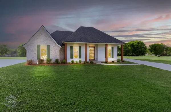 $345,000 | 321 Newport Lane, Benton, LA 71006