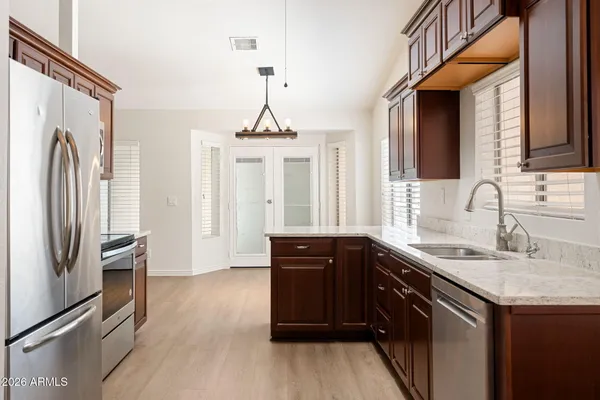 $599,990 | 620 East Appaloosa Road, Gilbert, AZ 85296