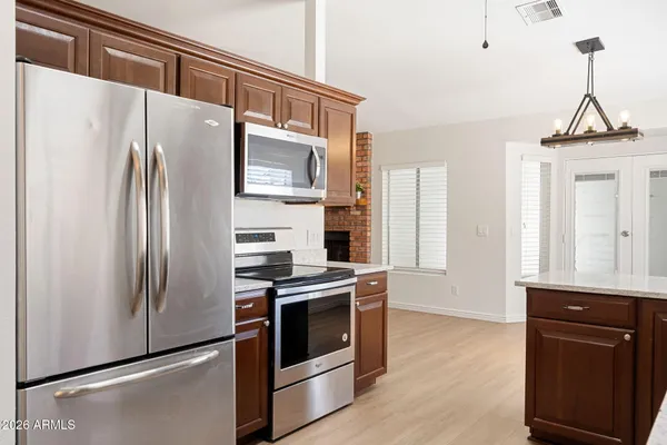 $599,990 | 620 East Appaloosa Road, Gilbert, AZ 85296