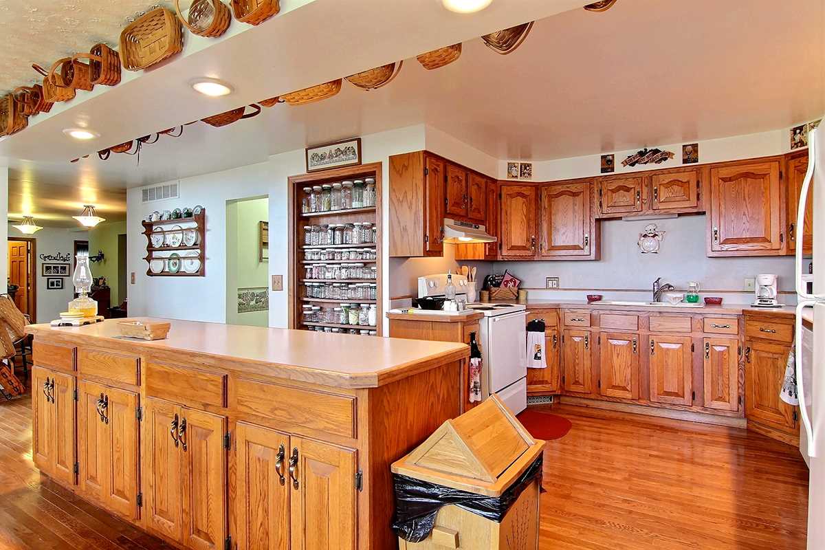 8717 Highway 231 Rensselaer, IN 47978 - Photo 3 of 21 Gallery Image 3