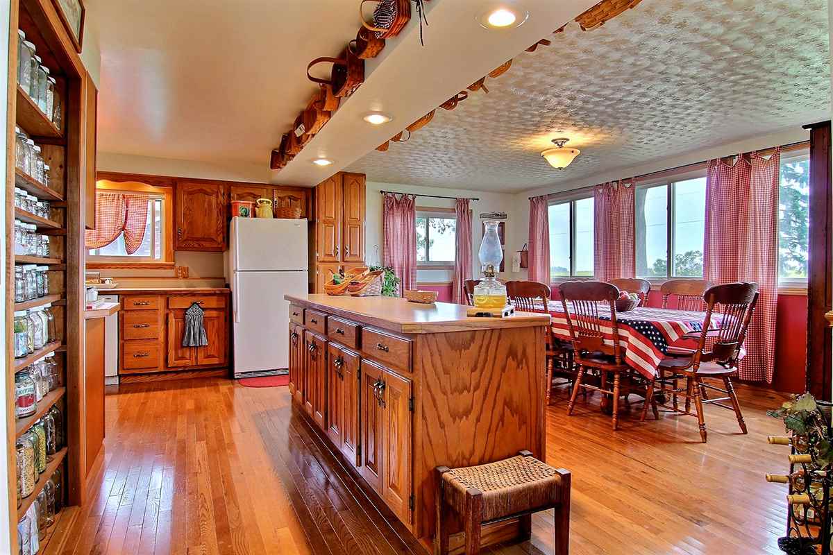 8717 Highway 231 Rensselaer, IN 47978 - Photo 4 of 21 Gallery Image 4
