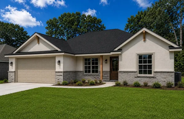 $265,000 | 205 West South Street, Madisonville, TX 77864
