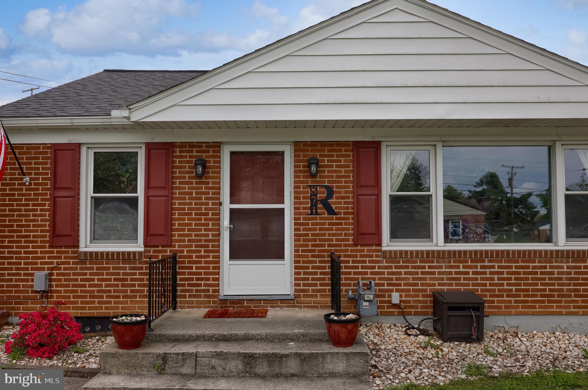 871 North Sumner Street York, PA 17404 - Photo 29 of 36