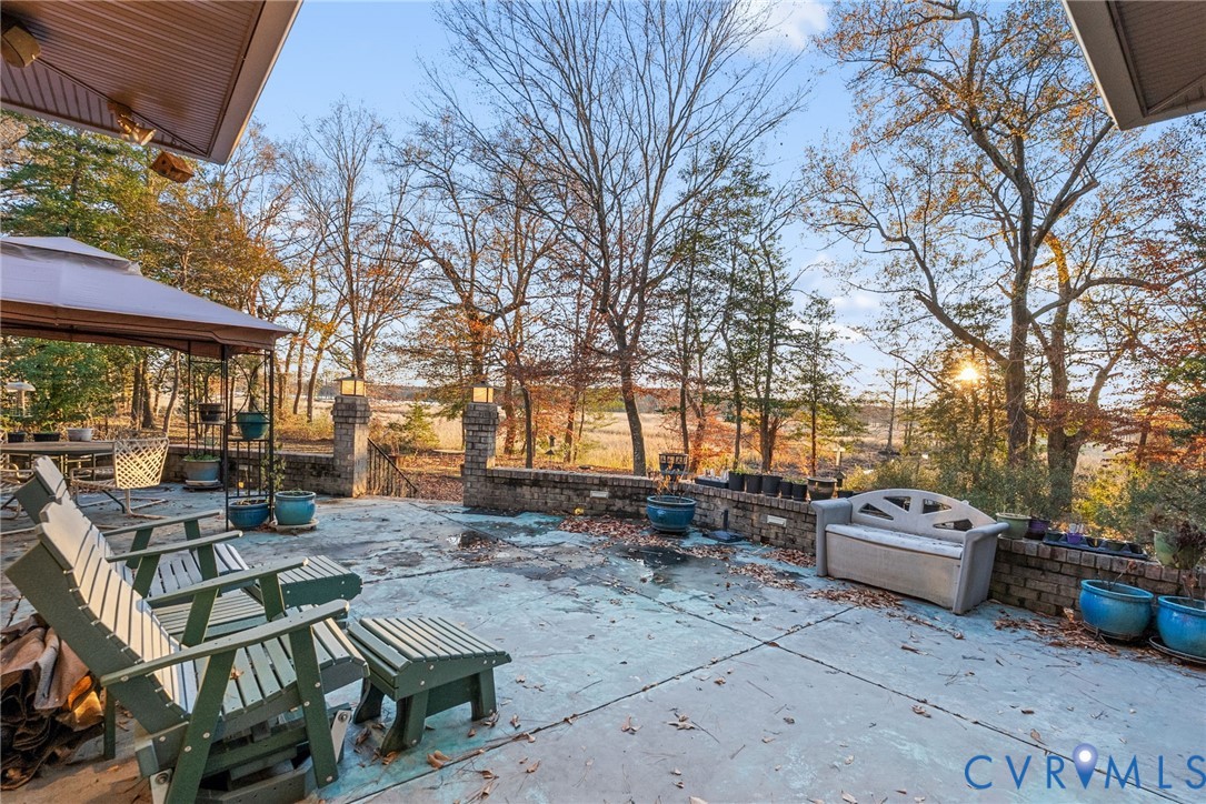 276 Colony Trail Lanexa, VA 23089 - Photo 11 of 43