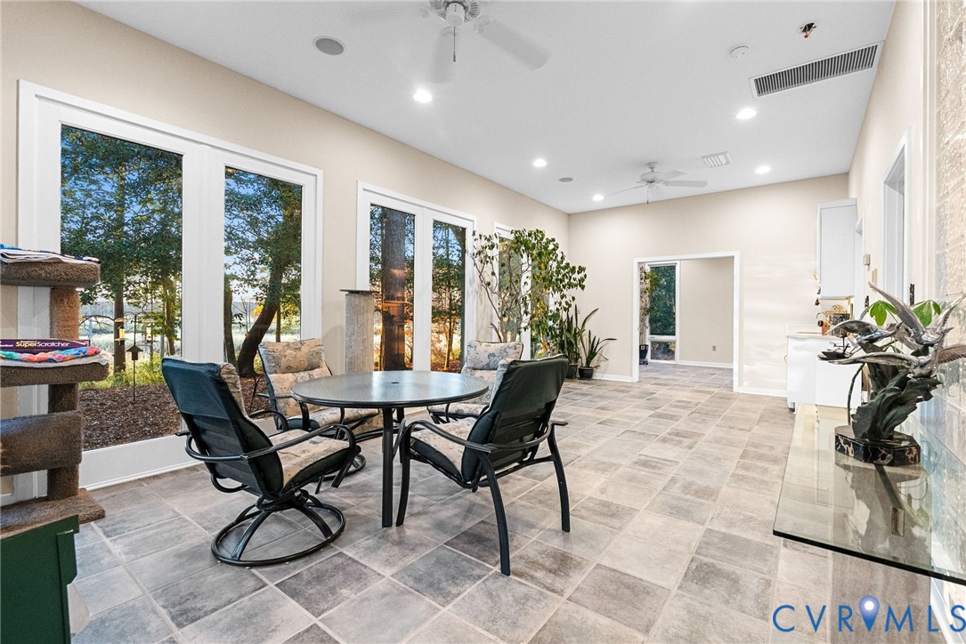 276 Colony Trail Lanexa, VA 23089 - Photo 24 of 43