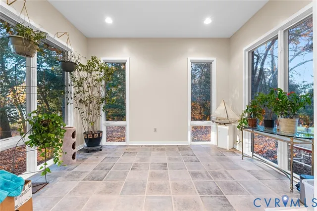 $825,000 | 276 Colony Trail, Lanexa, VA 23089