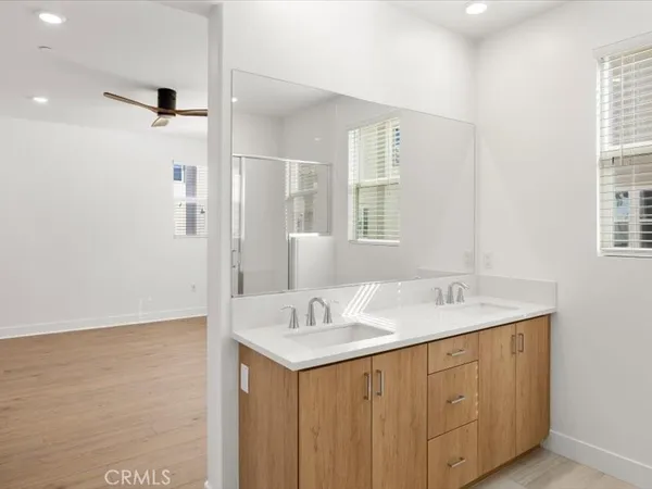 $4,990 | 1720 Park Street, Unit 10, Anaheim, CA 92805