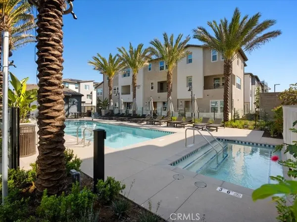 $4,990 | 1720 Park Street, Unit 10, Anaheim, CA 92805