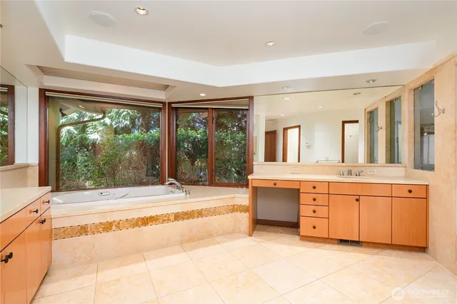 $13,500 | 88 Cascade Key, Bellevue, WA 98006