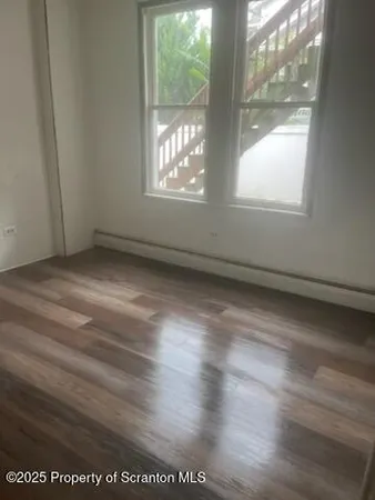 $900 | 126 North Lincoln Avenue, Unit 1, Scranton, PA 18504