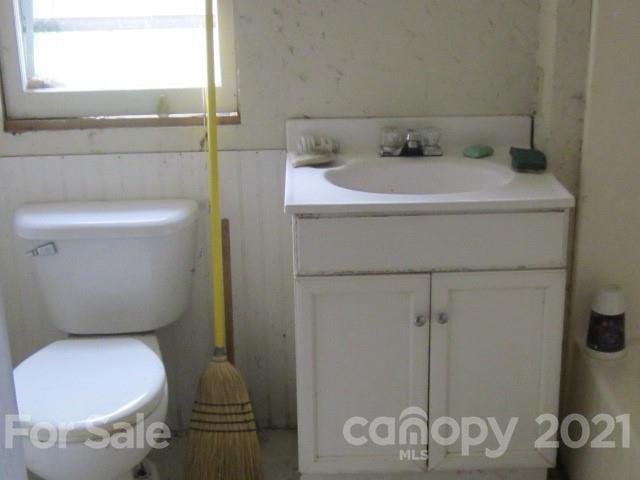 722 Connelly Springs Road Lenoir, NC 28645 - Photo 7 of 17 Gallery Image 7