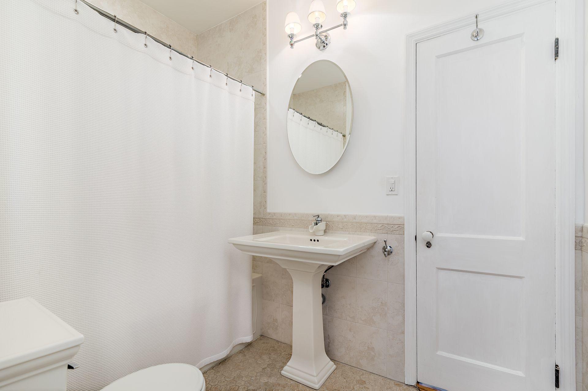 306 Valencia Road West Palm Beach, FL 33401 - Photo 19 of 47 19