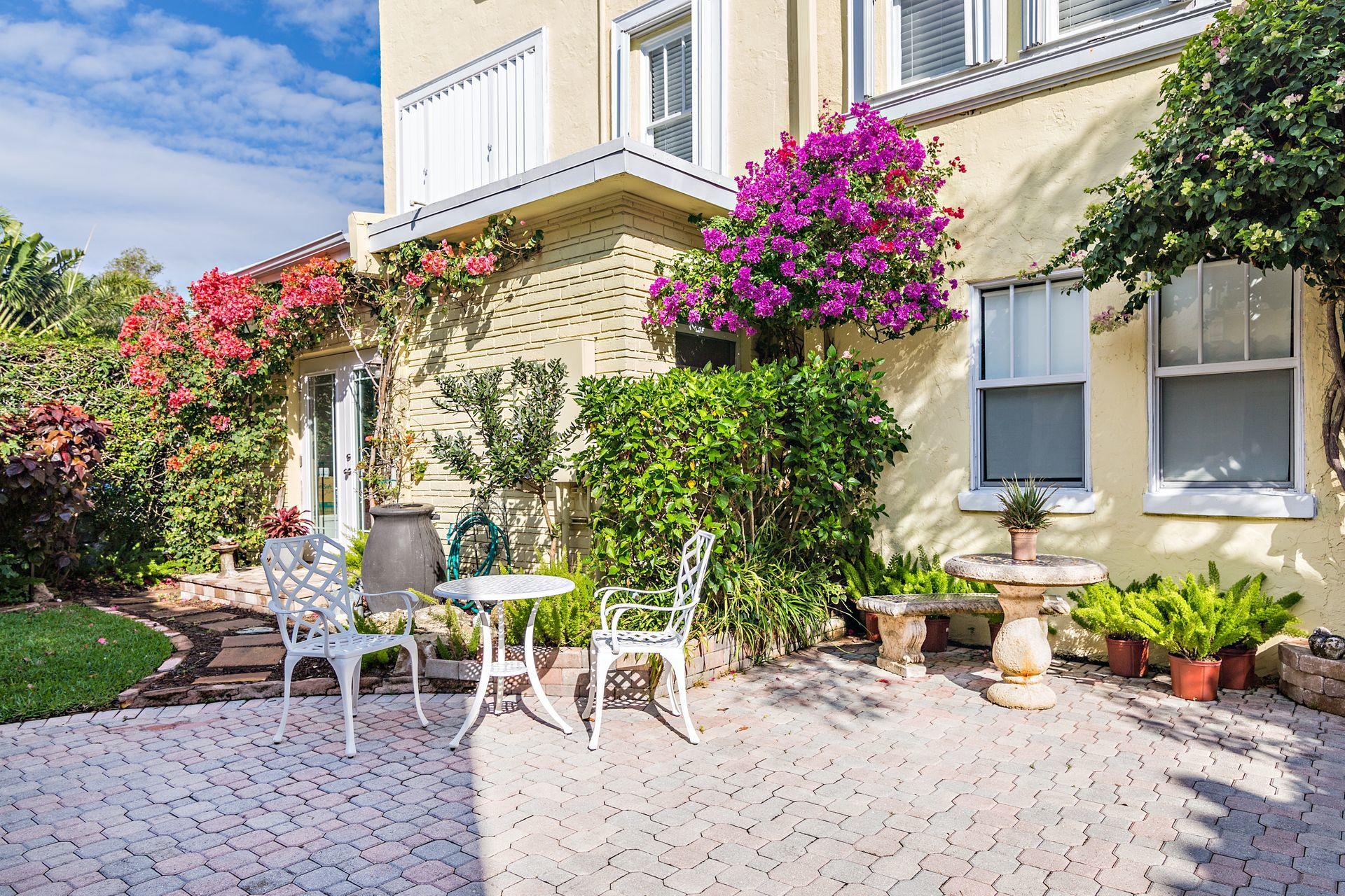 306 Valencia Road West Palm Beach, FL 33401 - Photo 34 of 47 34