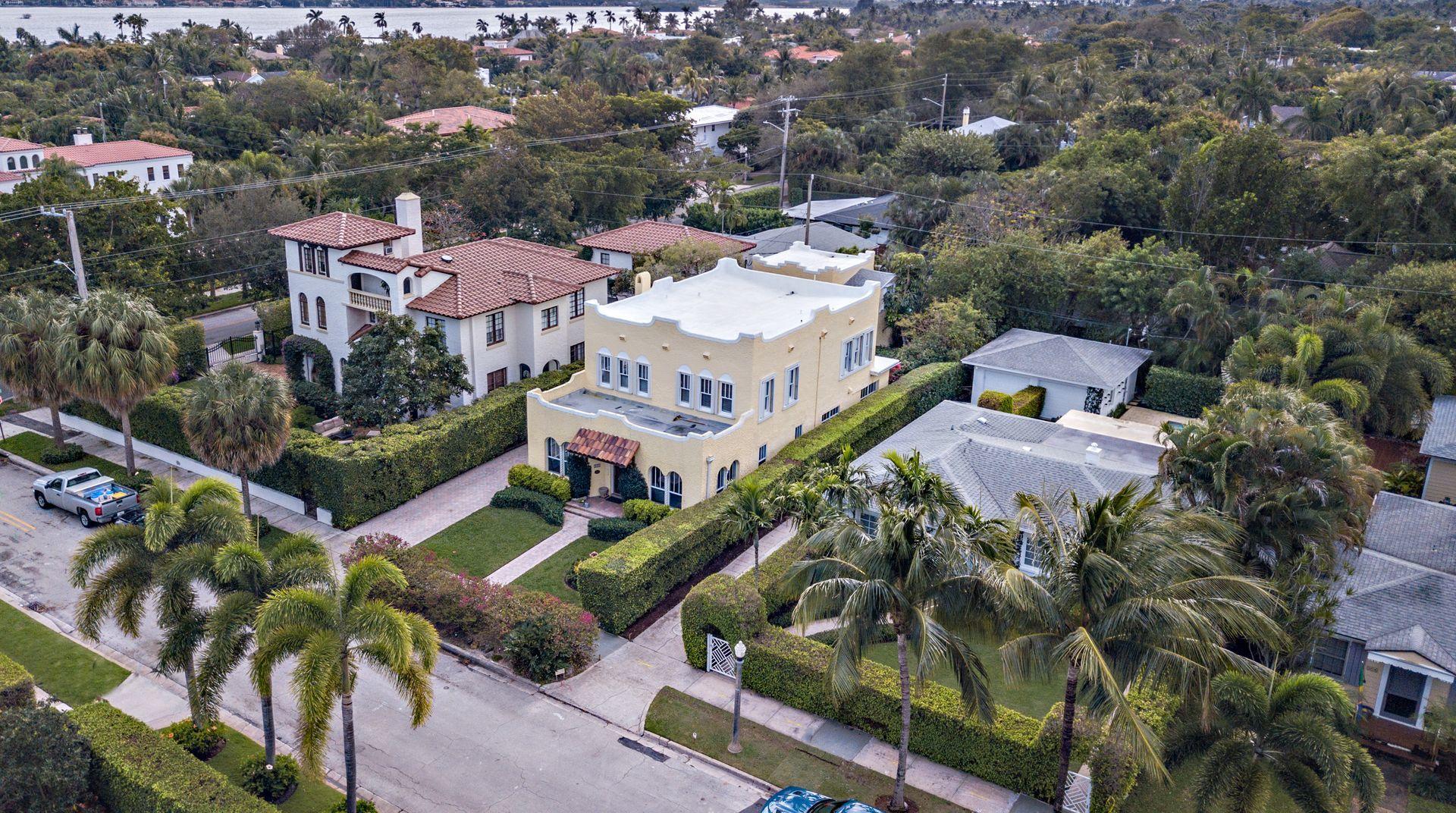 306 Valencia Road West Palm Beach, FL 33401 - Photo 41 of 47 39