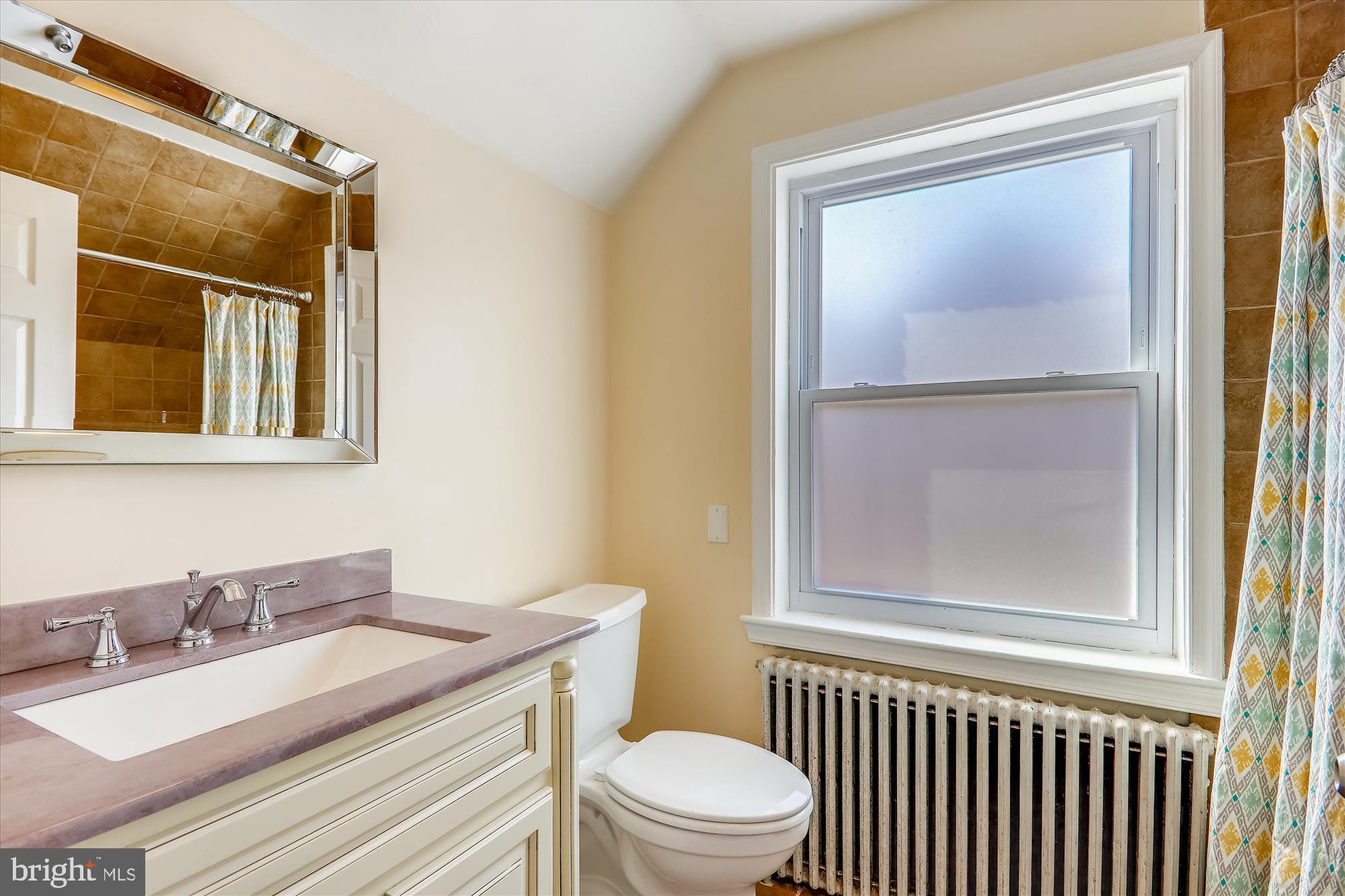 6409 Taylor Road Riverdale, MD 20737 - Photo 22 of 45 Master bathroom
