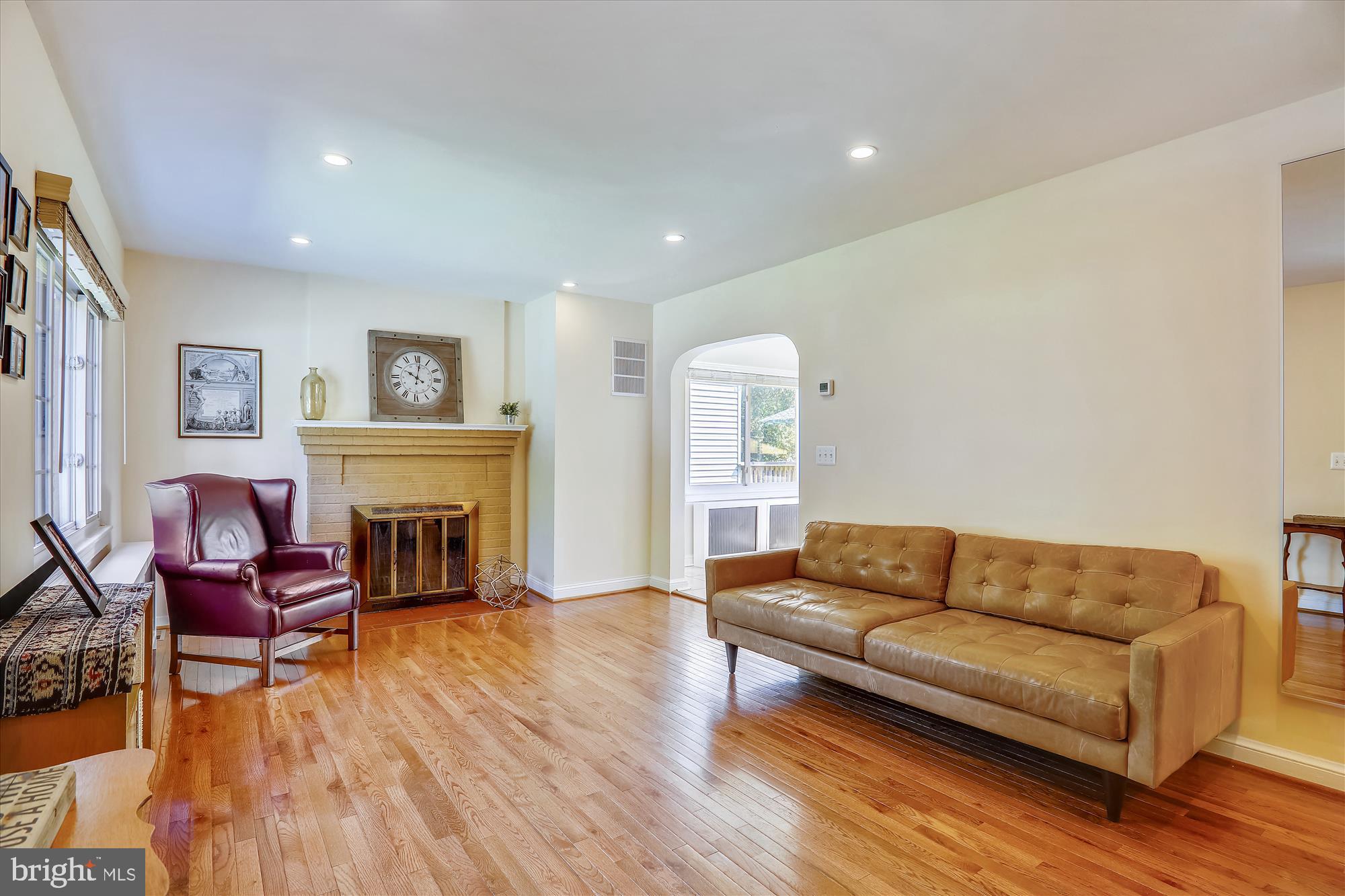 6409 Taylor Road Riverdale, MD 20737 - Photo 5 of 45 Wonderful wood floor living room