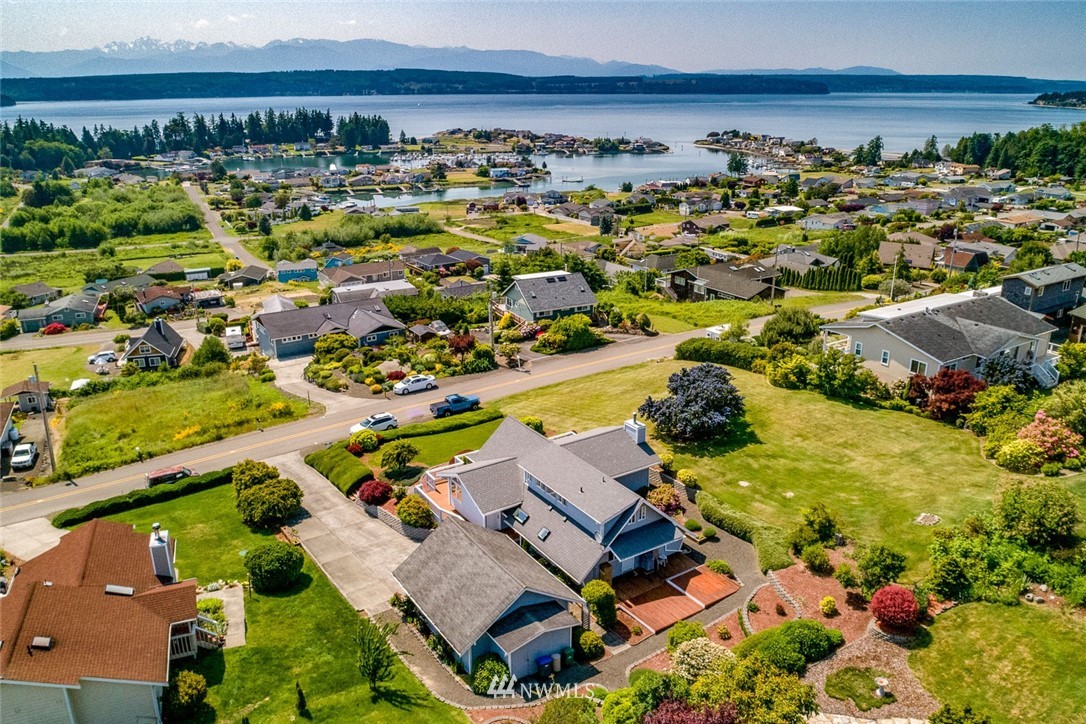 37820 Buck Road Northeast Hansville, WA 98340 - Photo 1 of 25 Gallery Image 1